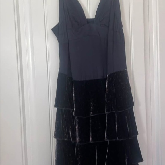 Marc Jacobs silk and velvet Tiered Dress - Picture 2 of 7